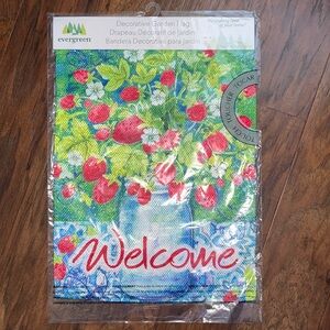 NEW Evergreen Welcome Garden Flag